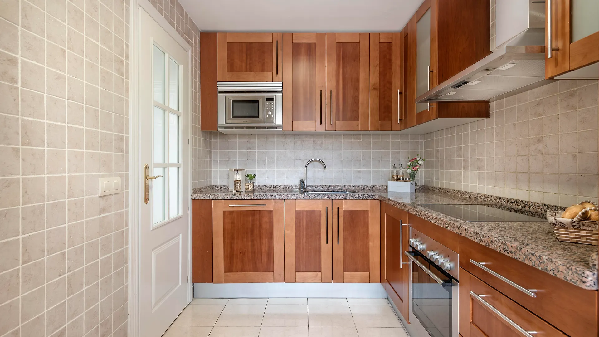 Apartment Checkin Colina Del Paraiso Estepona Spain