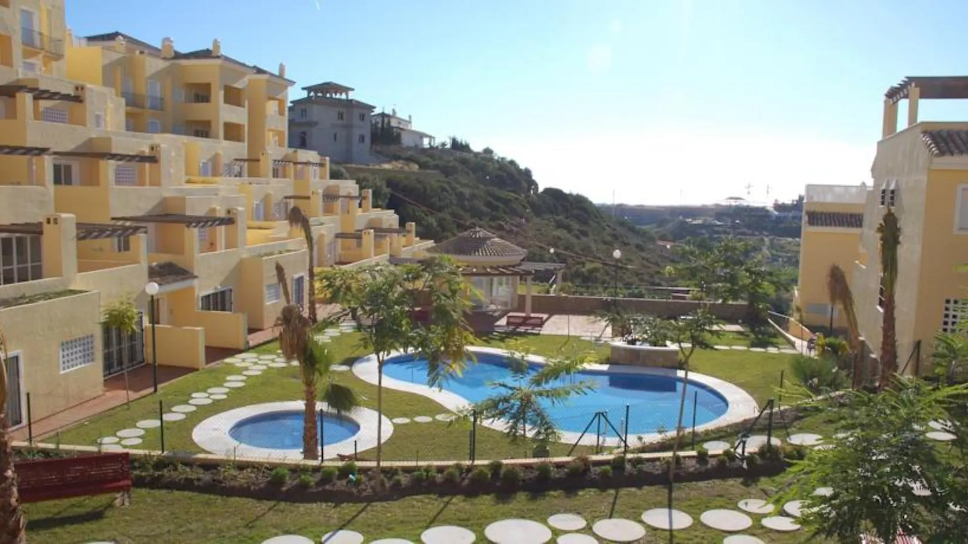 Apartment Checkin Colina Del Paraiso Estepona Spain