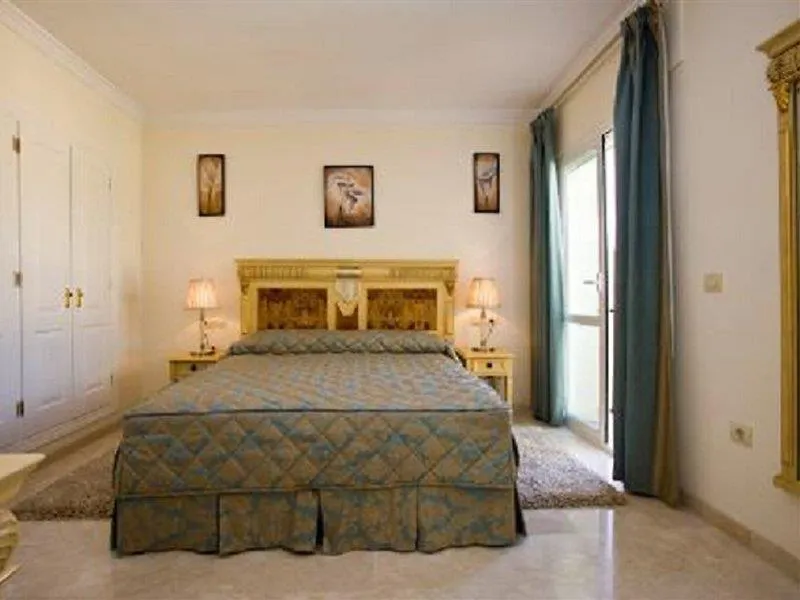 Checkin Colina Del Paraiso Estepona 0*,