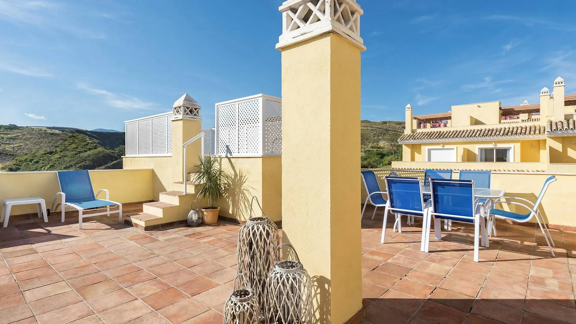 Apartment Checkin Colina Del Paraiso Estepona Spain
