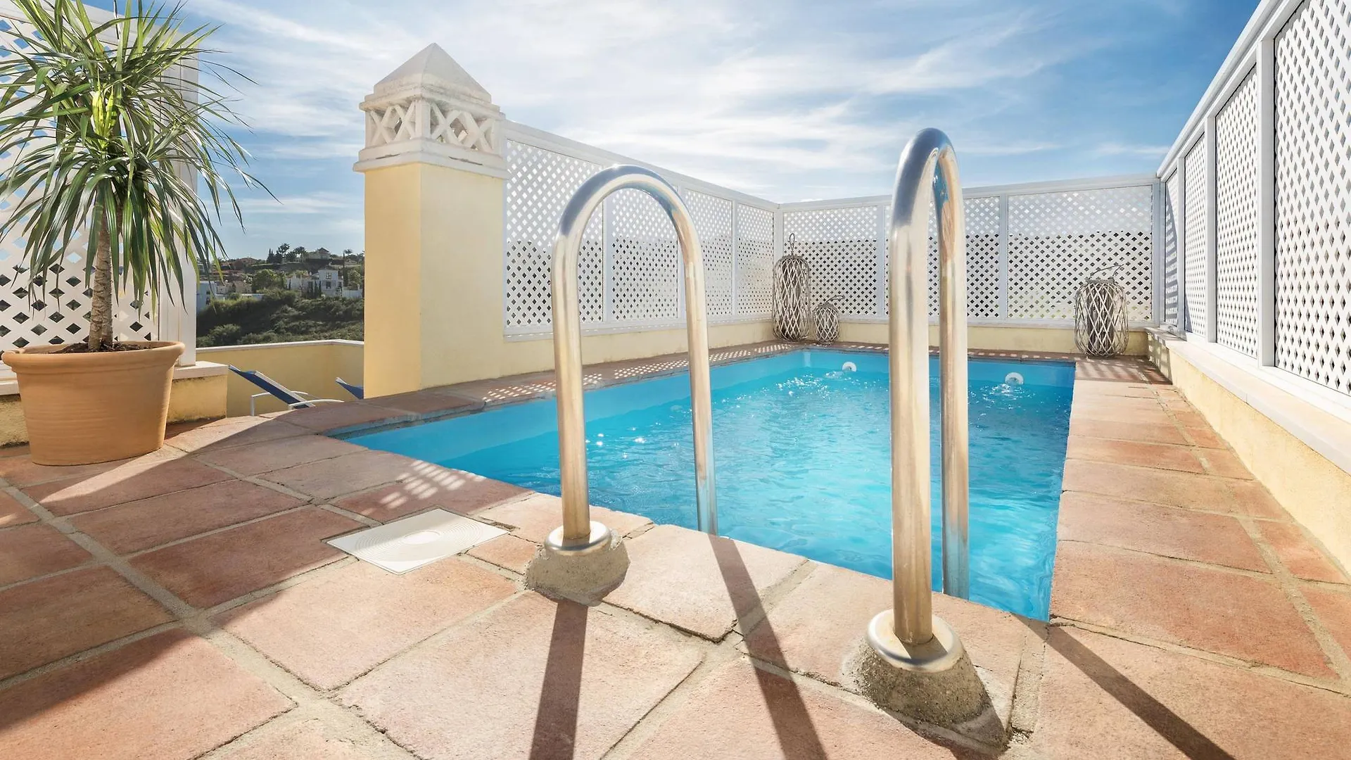 Checkin Colina Del Paraiso Estepona 0*,